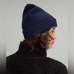 Lululemon twist knit beanie Merino Wool blend 💙 Night Sea